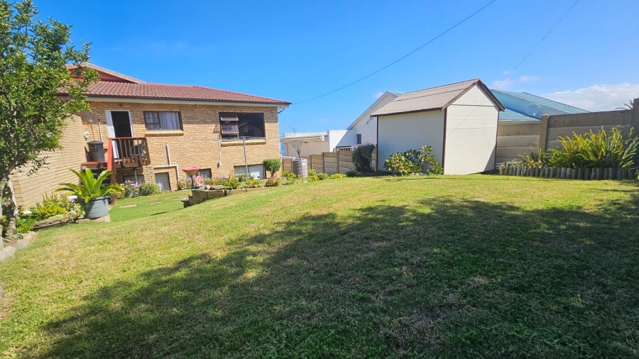 3 Bedroom Property for Sale in Dana Bay Western Cape